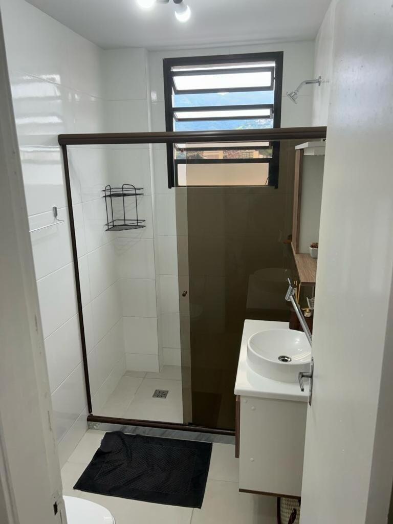 Apartamento Completo Em Isabel Com Garagem